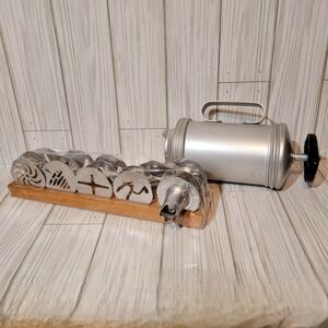 VINTAGE Mirro Cooky Cookie Press w/ 12 Designs in Wood Tray, 3 Tips